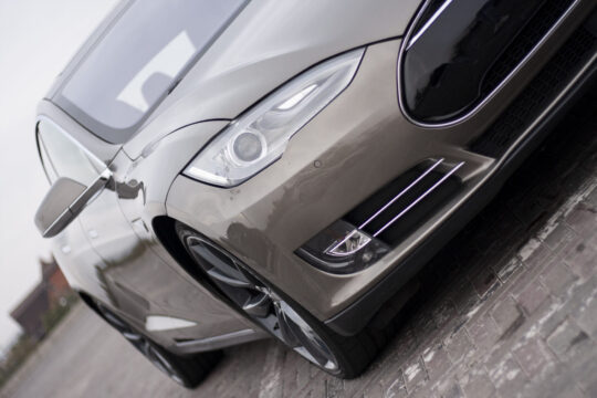 TESLA Model S 19
