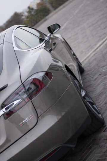TESLA Model S 27