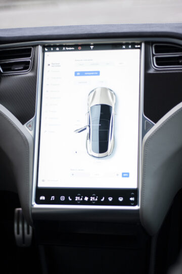 TESLA Model S 33